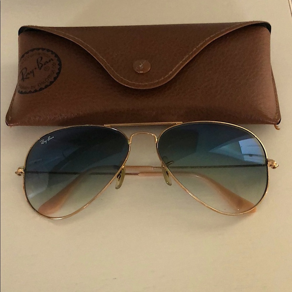 Ray Ban Gradient Aviator Light Blue Lenses